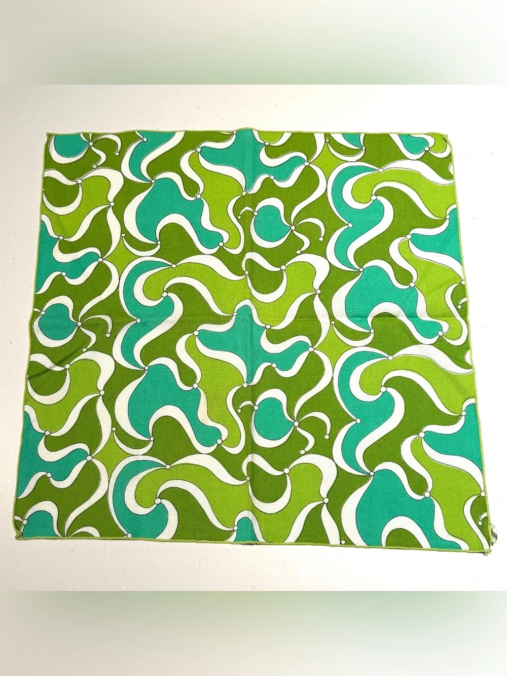 Vintage VERA Napkin (1) - Psychedelic Green Swirl